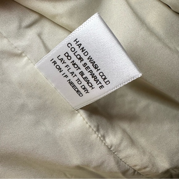 057. NWT Women's Brown Cream Check Blazer - Picture 8 of 11